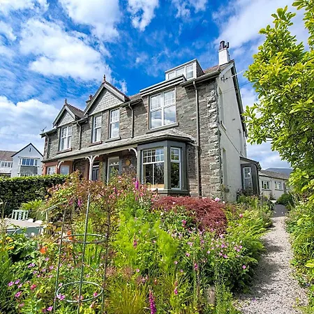 Hotel The Mount 4*